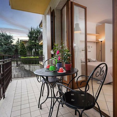 San Benedetto Di Lugana 2 Apartman Peschiera del Garda Kültér fotó