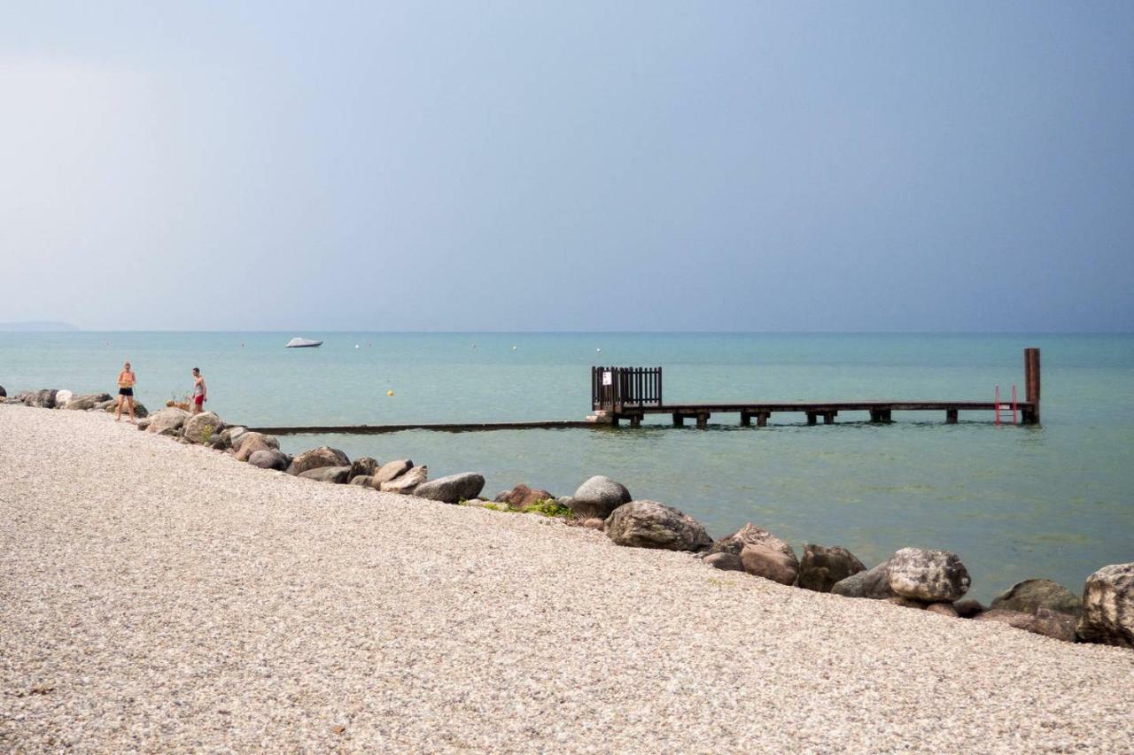 San Benedetto Di Lugana 2 Apartman Peschiera del Garda Kültér fotó